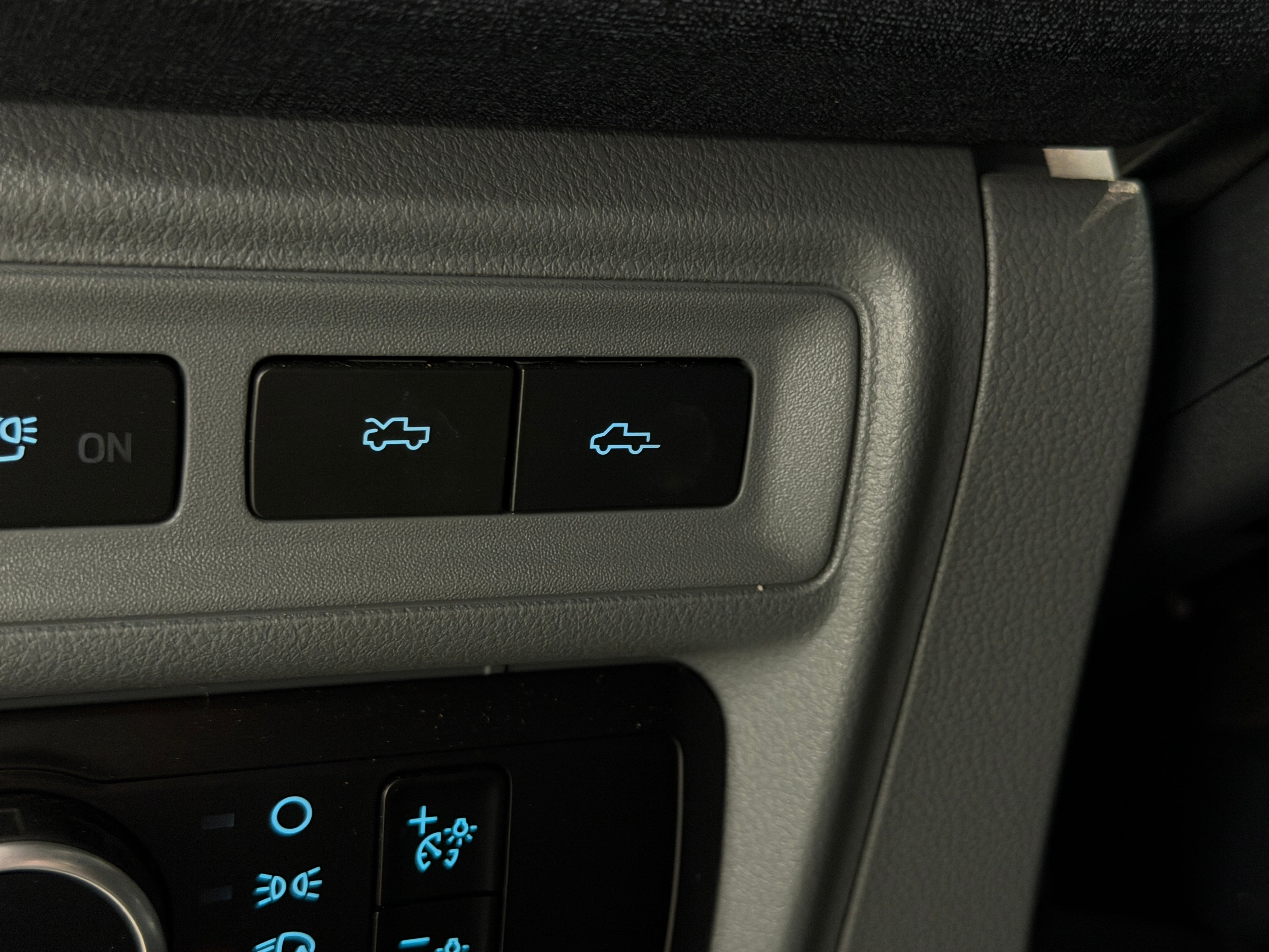 ford f-150 lightning 2024 1FT6W3L79RWG02120 image ford f-150 lightning 2024 1FT6W3L79RWG02120 image